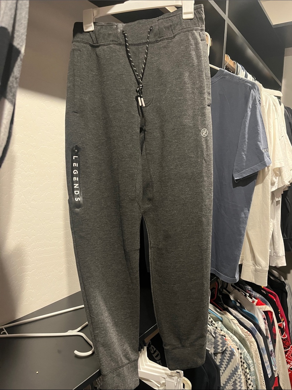 LEGENDS Men's Charcoal Gray Jogger Sweatpants